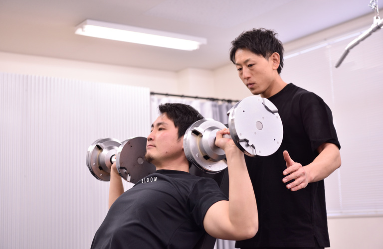 筋肉がつくまでどれくらいかかる？【仙台のパーソナルジムならBLOOM】